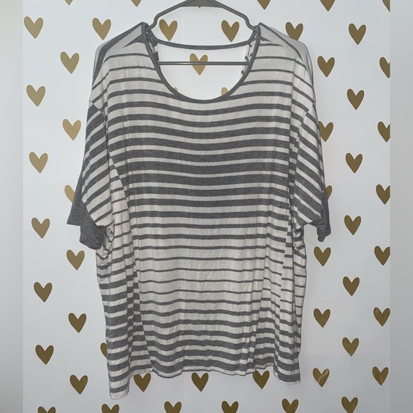 BKE top - Picture 1 of 5